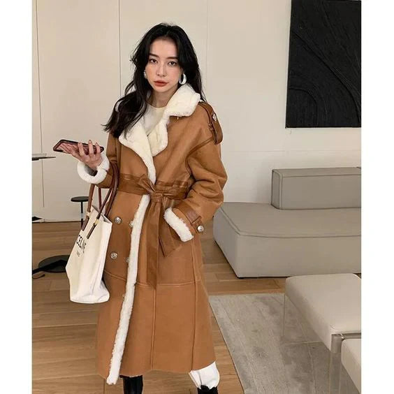 UPLIFT YOUR FASHION GAME! FIVE WAYS TO CARRY YOUR SHEARLING LEATHER JACKET