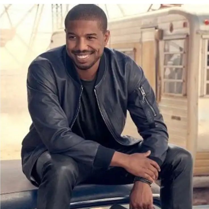 Men's B3 Bomber Leather Jacket: Unique and Stylish