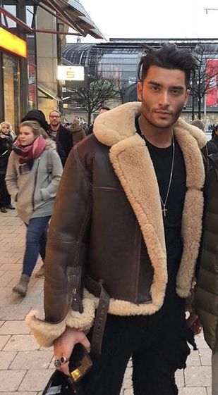 The Role of Shearling Leather Jackets in Modern Fashion